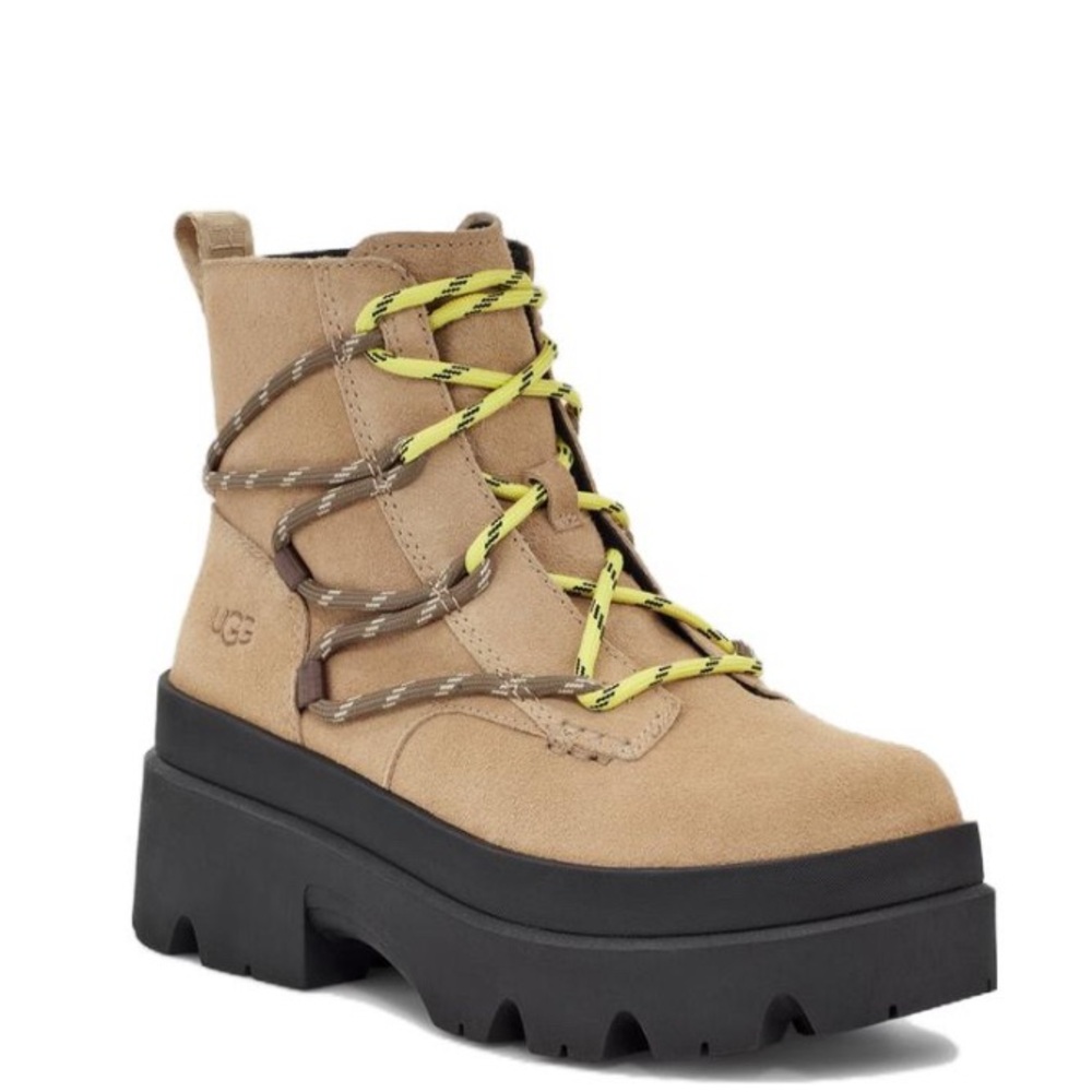 UGG Women’s Brisbane Lace Up Boot
'Mustard Seed'